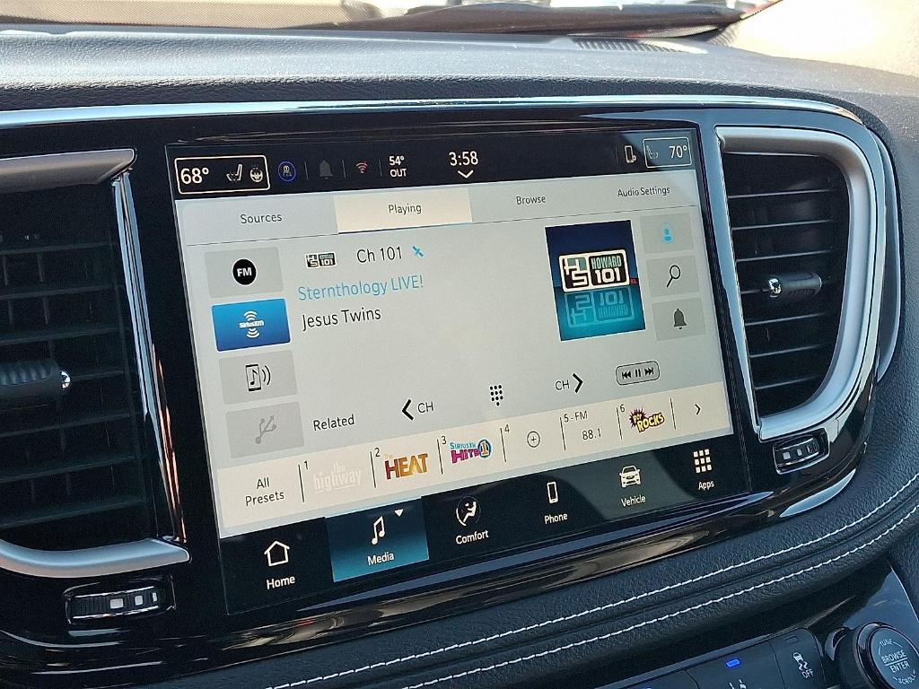 new 2026 Chrysler Pacifica car, priced at $43,361