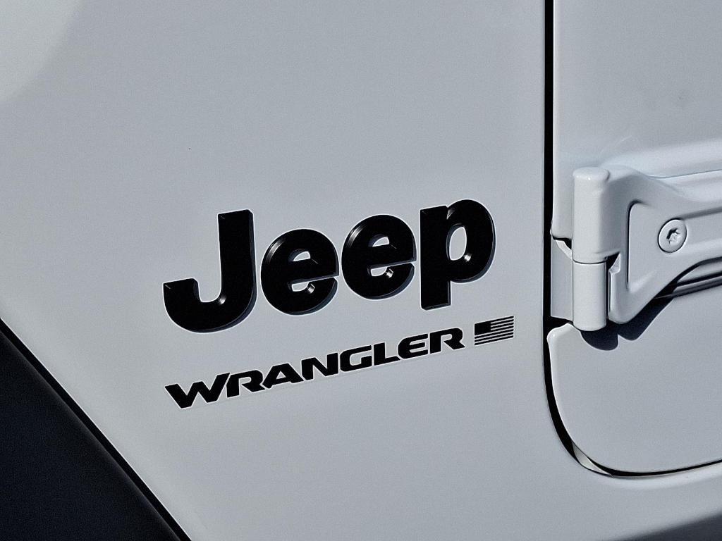 new 2026 Jeep Wrangler car, priced at $48,485