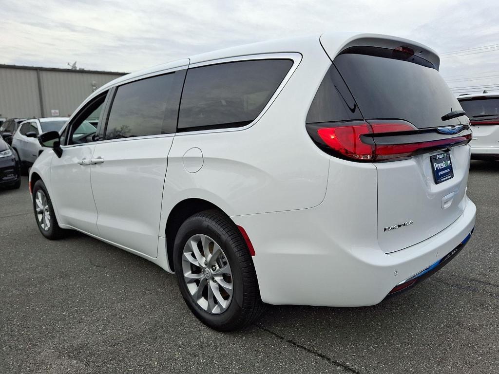 new 2026 Chrysler Pacifica car, priced at $45,216