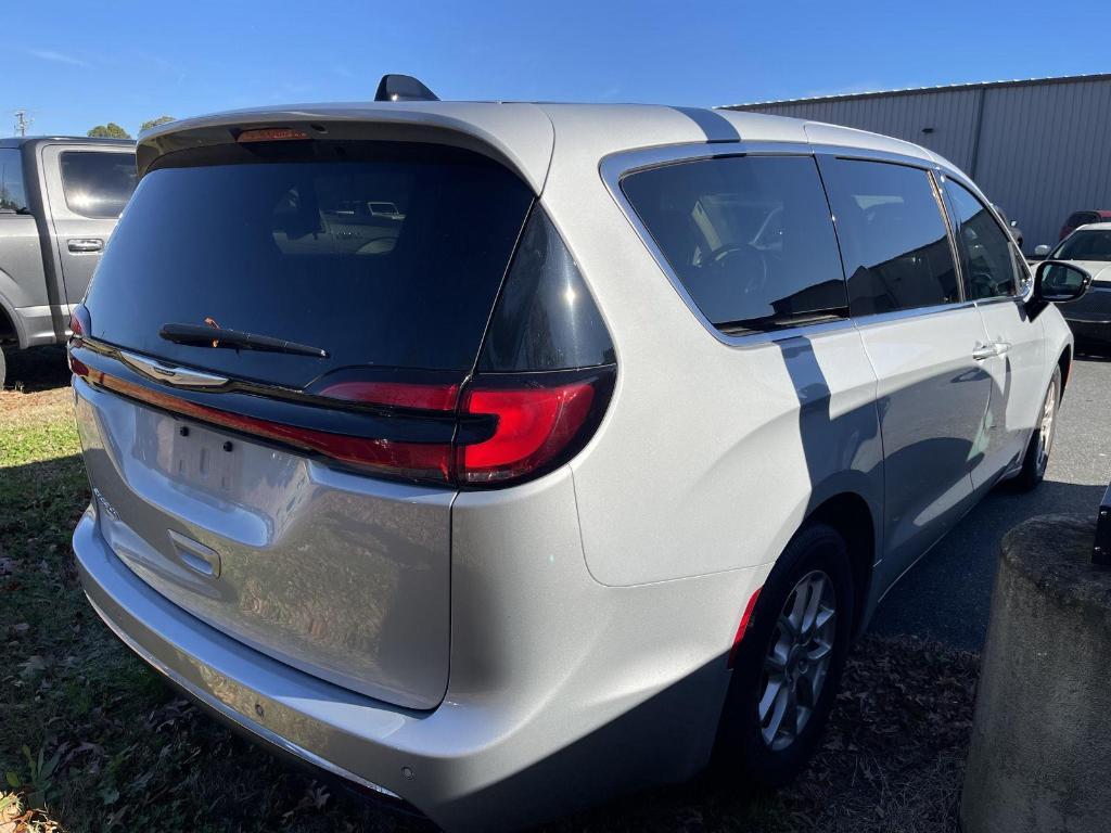 used 2024 Chrysler Pacifica car, priced at $29,900