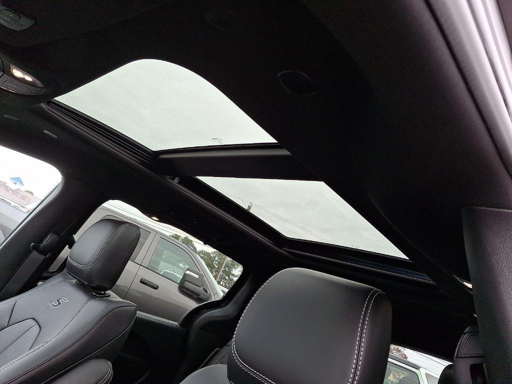 new 2026 Chrysler Pacifica car, priced at $47,281