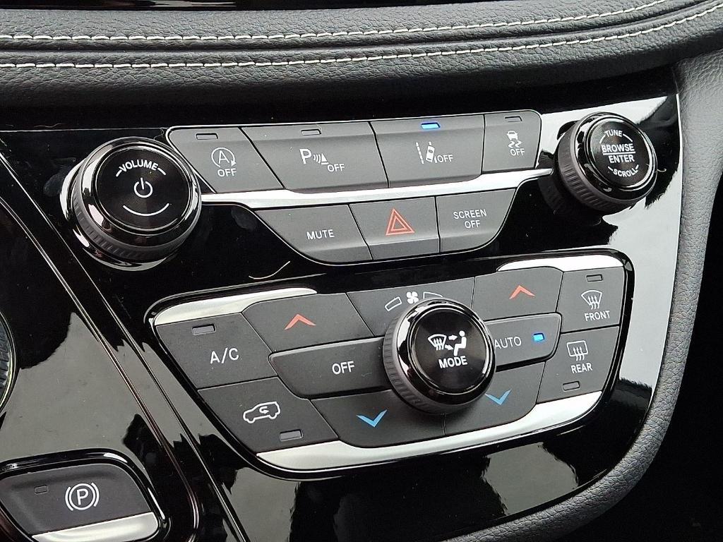 new 2026 Chrysler Pacifica car, priced at $47,281