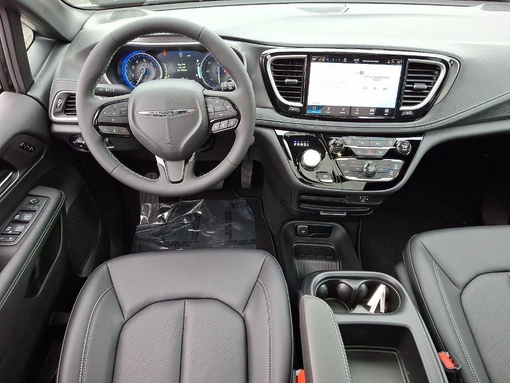 new 2026 Chrysler Pacifica car, priced at $47,281
