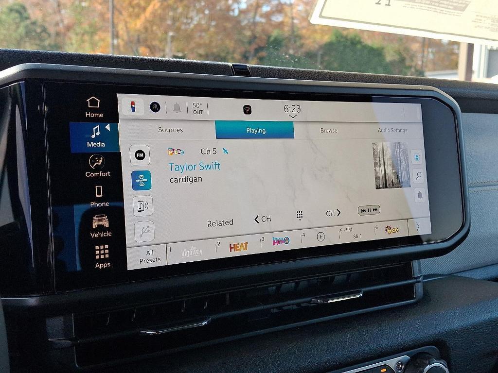 new 2026 Jeep Gladiator car, priced at $48,635