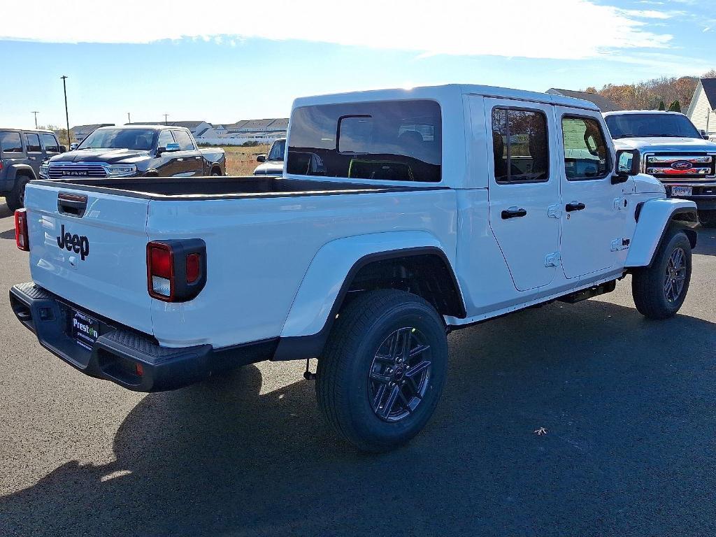 new 2026 Jeep Gladiator car, priced at $48,635