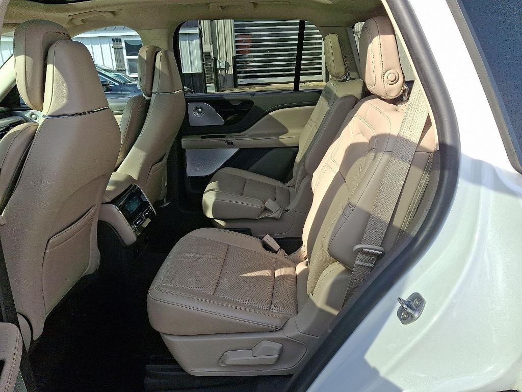 used 2020 Lincoln Aviator car, priced at $28,800