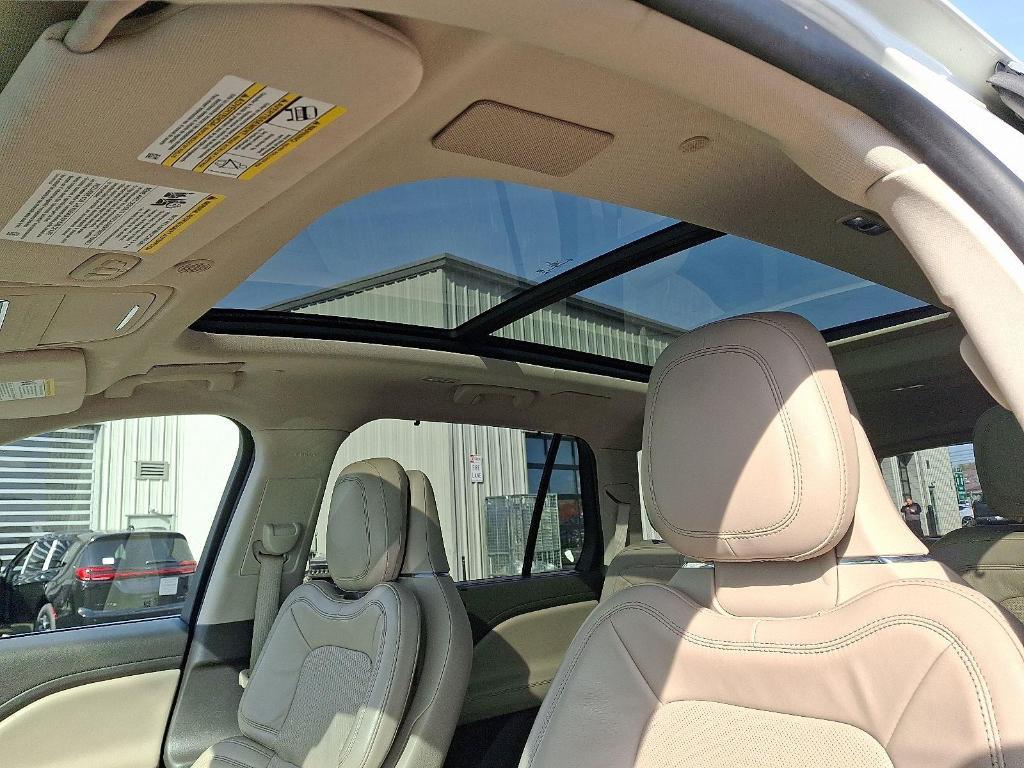 used 2020 Lincoln Aviator car, priced at $28,800