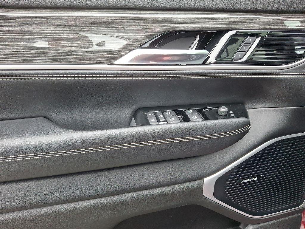 used 2022 Jeep Wagoneer car, priced at $45,490