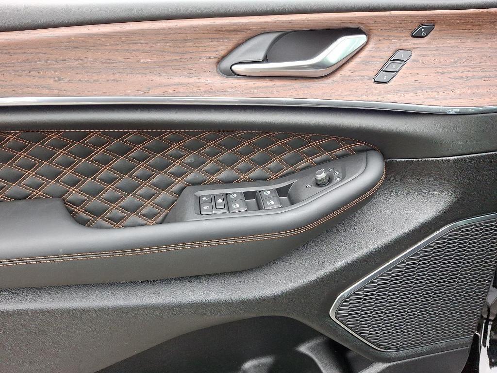 new 2025 Jeep Grand Cherokee car, priced at $59,232