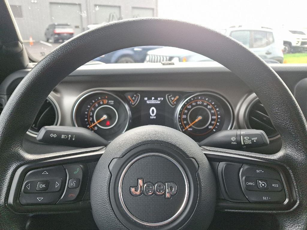 used 2021 Jeep Gladiator car, priced at $30,275