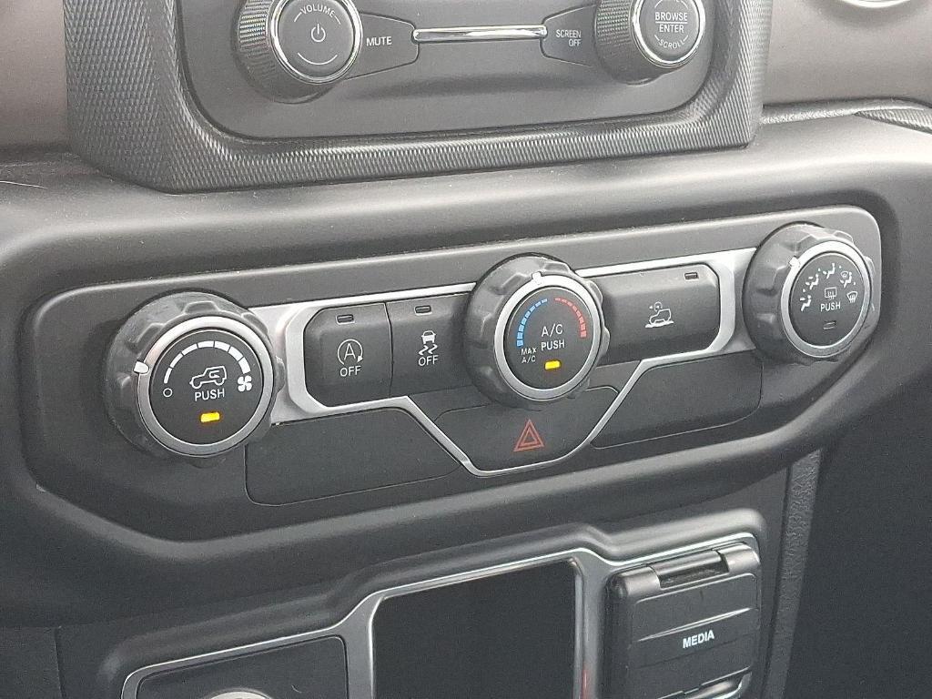 used 2021 Jeep Gladiator car, priced at $30,275