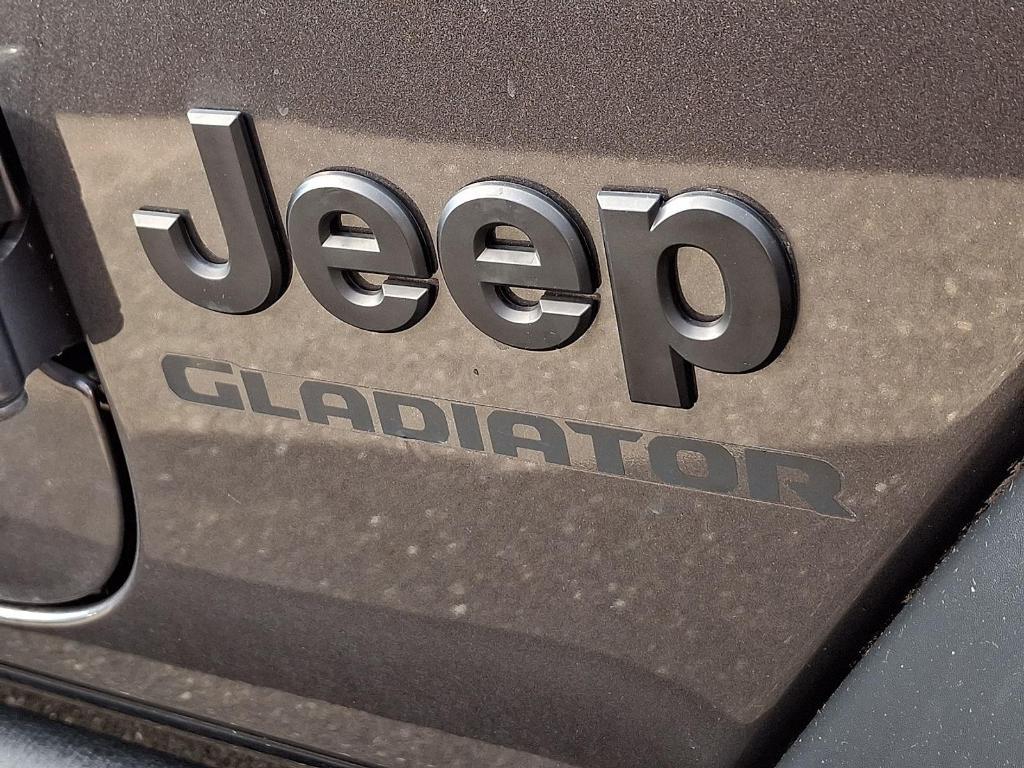 used 2021 Jeep Gladiator car, priced at $29,995