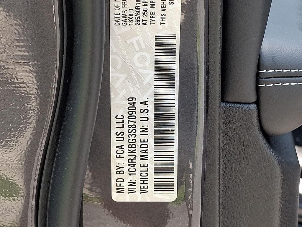 new 2025 Jeep Grand Cherokee L car, priced at $47,532