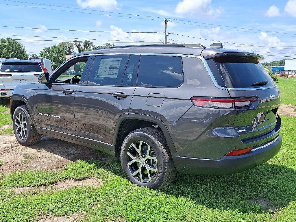 new 2025 Jeep Grand Cherokee L car, priced at $45,226