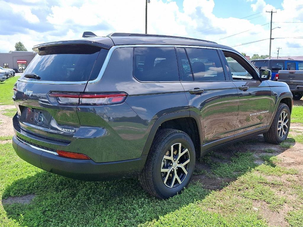 new 2025 Jeep Grand Cherokee L car, priced at $45,226