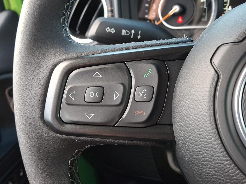 new 2025 Jeep Gladiator car, priced at $42,882