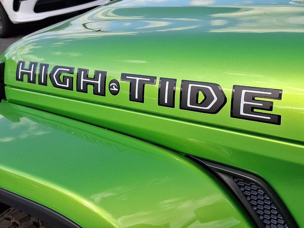 new 2025 Jeep Gladiator car, priced at $42,882