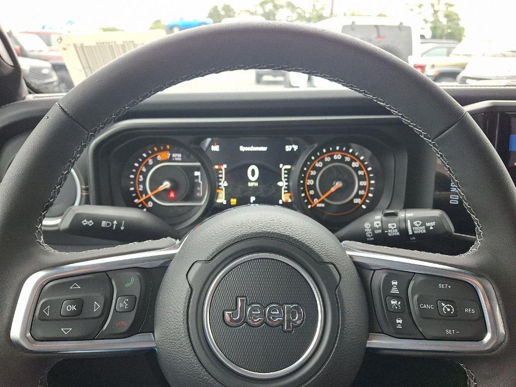 new 2025 Jeep Wrangler car, priced at $50,701