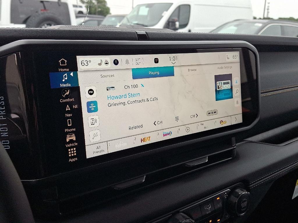 new 2025 Jeep Wrangler car, priced at $50,701