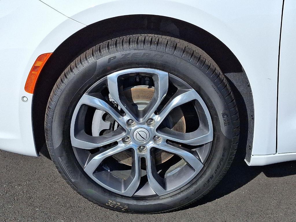 new 2026 Chrysler Pacifica car, priced at $56,626