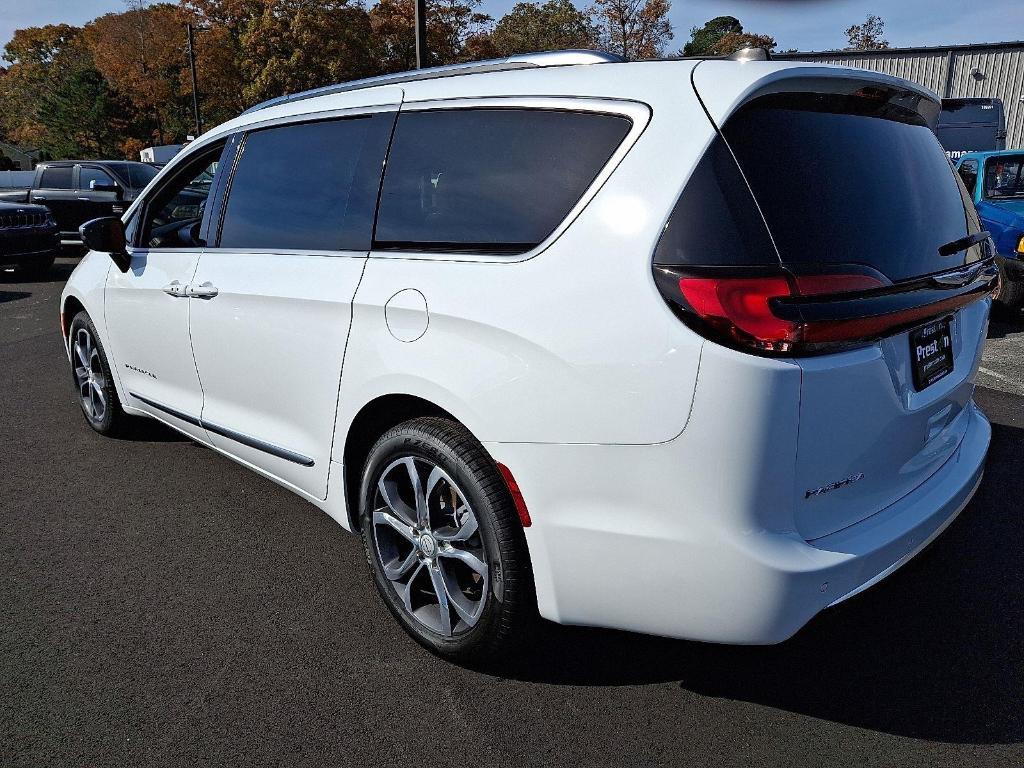 new 2026 Chrysler Pacifica car, priced at $56,626