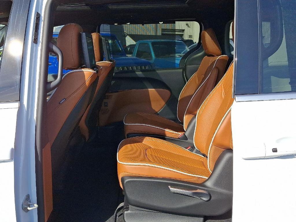new 2026 Chrysler Pacifica car, priced at $56,626