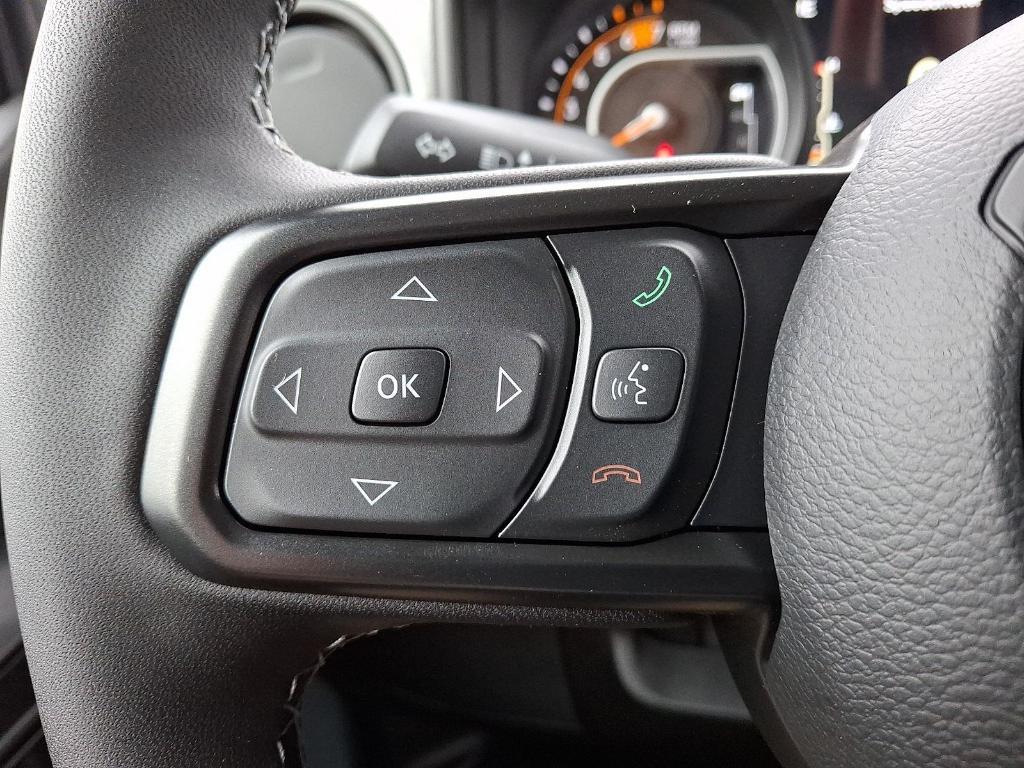 new 2025 Jeep Wrangler car, priced at $43,769