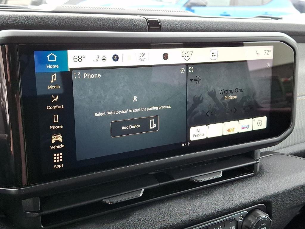 new 2025 Jeep Wrangler car, priced at $43,769