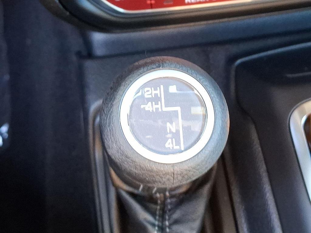 new 2025 Jeep Gladiator car, priced at $45,264