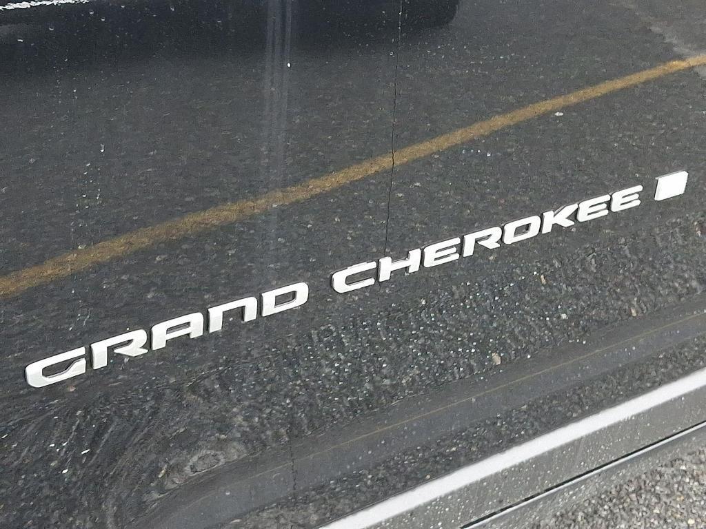 new 2025 Jeep Grand Cherokee L car, priced at $45,357