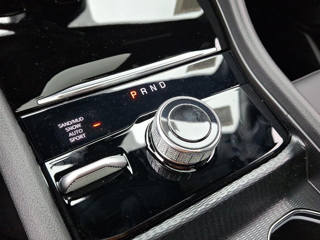 new 2025 Jeep Grand Cherokee L car, priced at $45,607