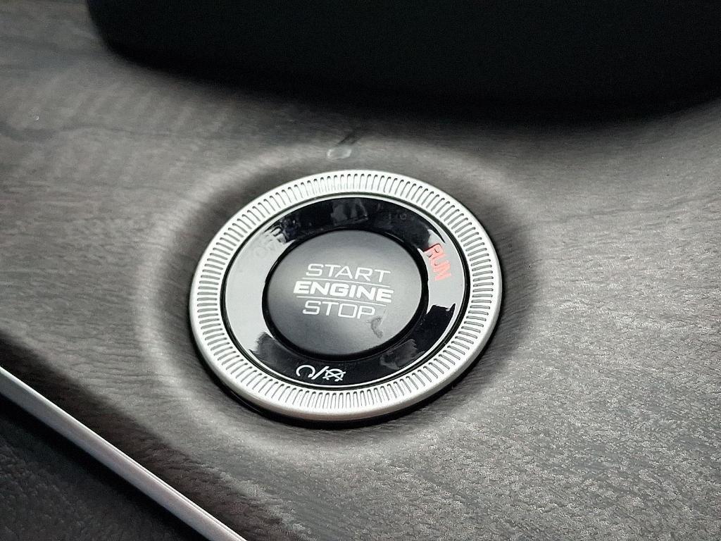 new 2025 Jeep Grand Cherokee L car, priced at $45,357