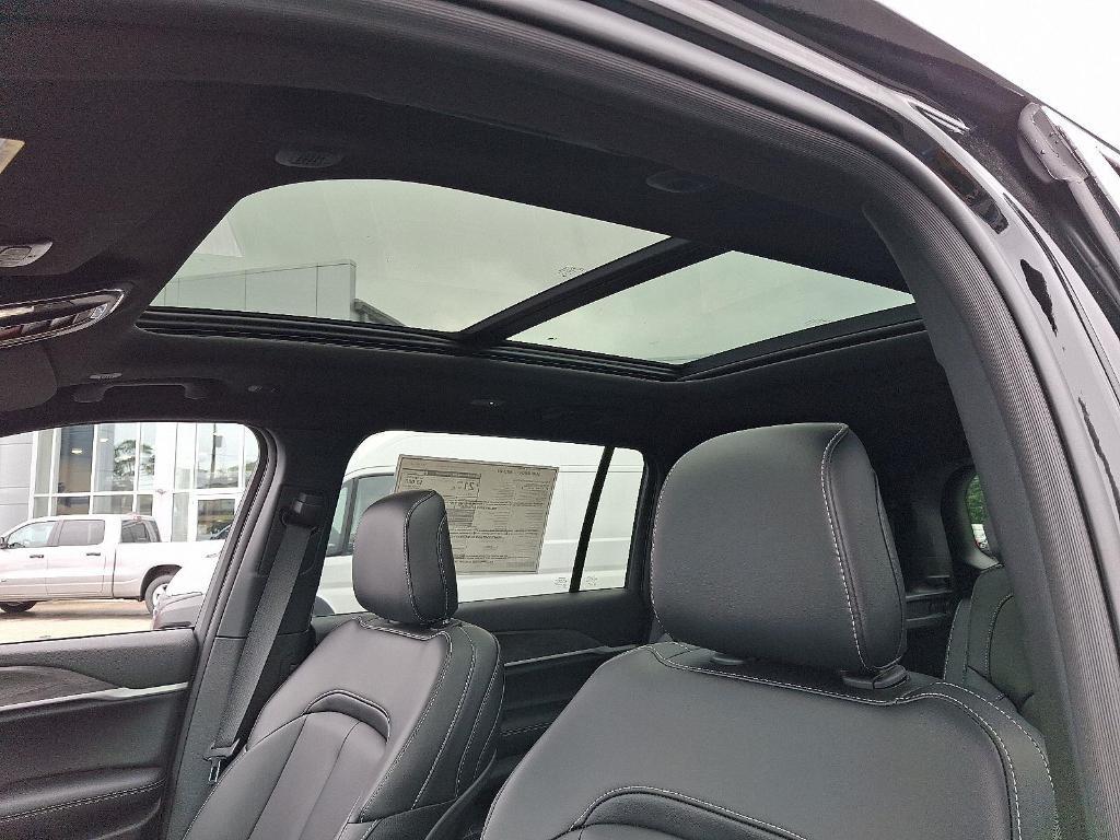 new 2025 Jeep Grand Cherokee L car, priced at $45,357