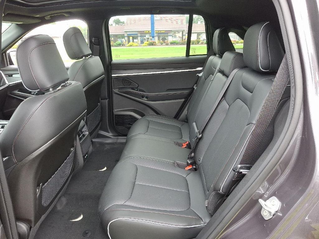 new 2025 Jeep Wagoneer S car, priced at $46,859