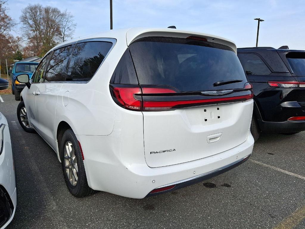 used 2024 Chrysler Pacifica car, priced at $30,500