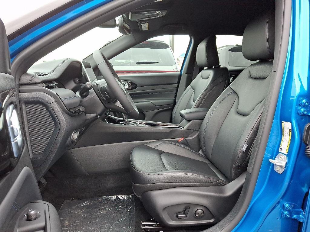 new 2026 Jeep Compass car, priced at $33,275