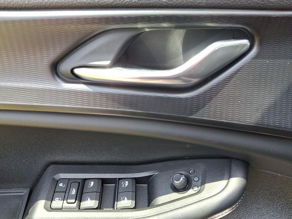 new 2025 Jeep Grand Cherokee L car, priced at $45,380