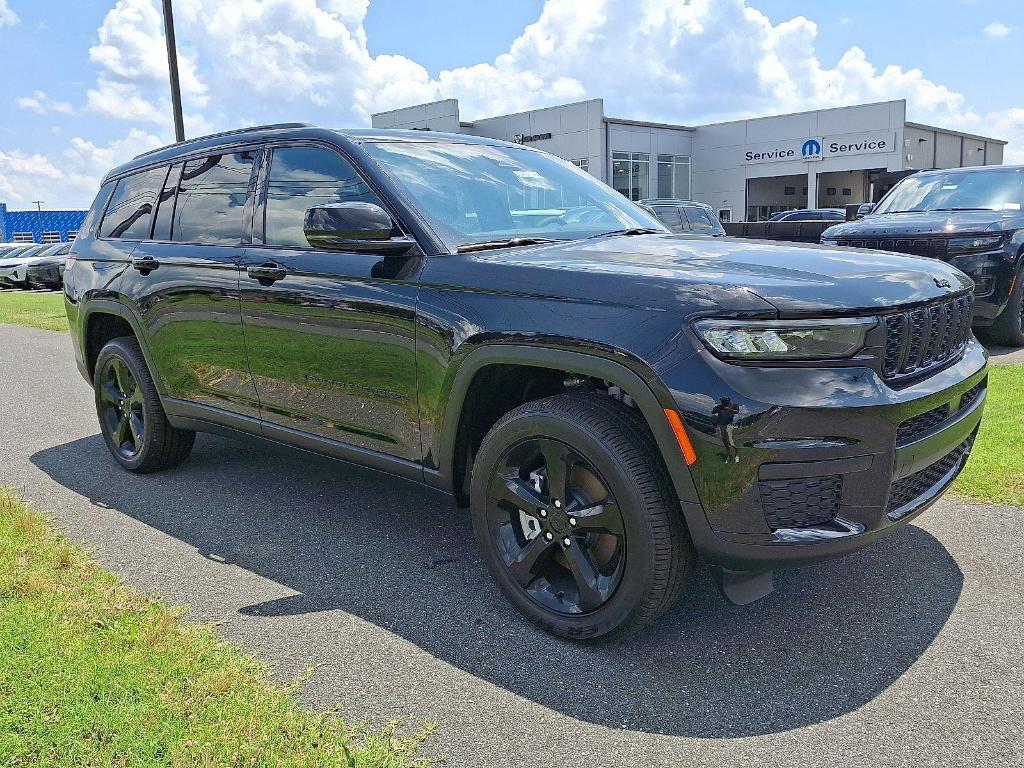 new 2025 Jeep Grand Cherokee L car, priced at $45,380