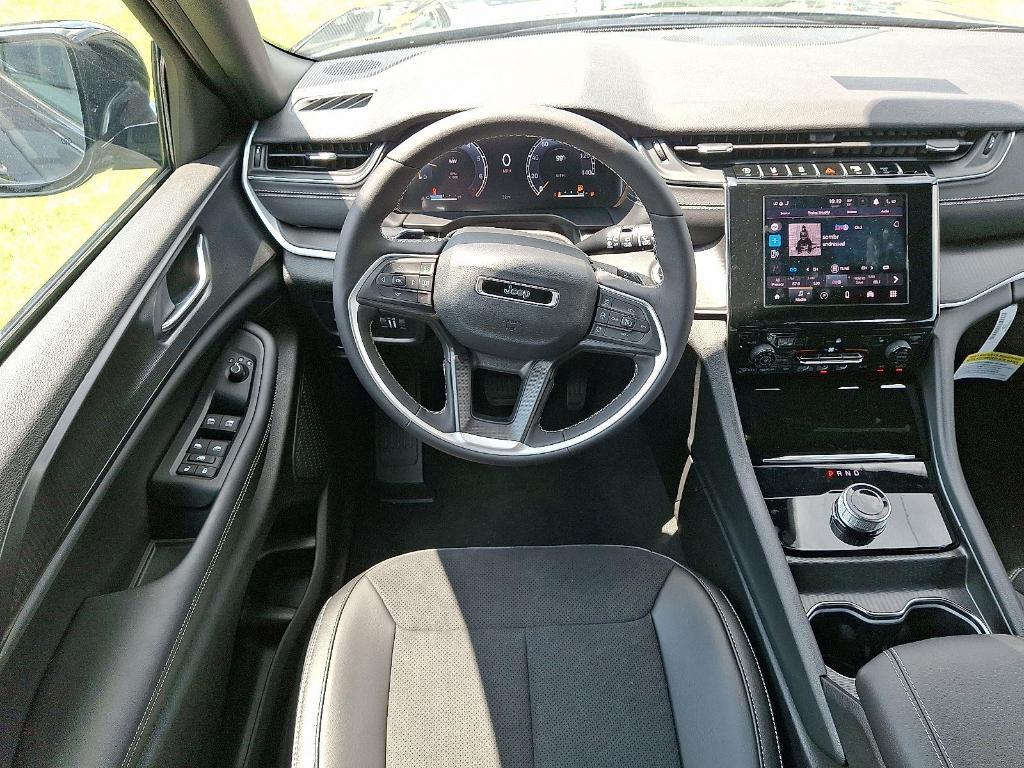 new 2025 Jeep Grand Cherokee L car, priced at $45,380