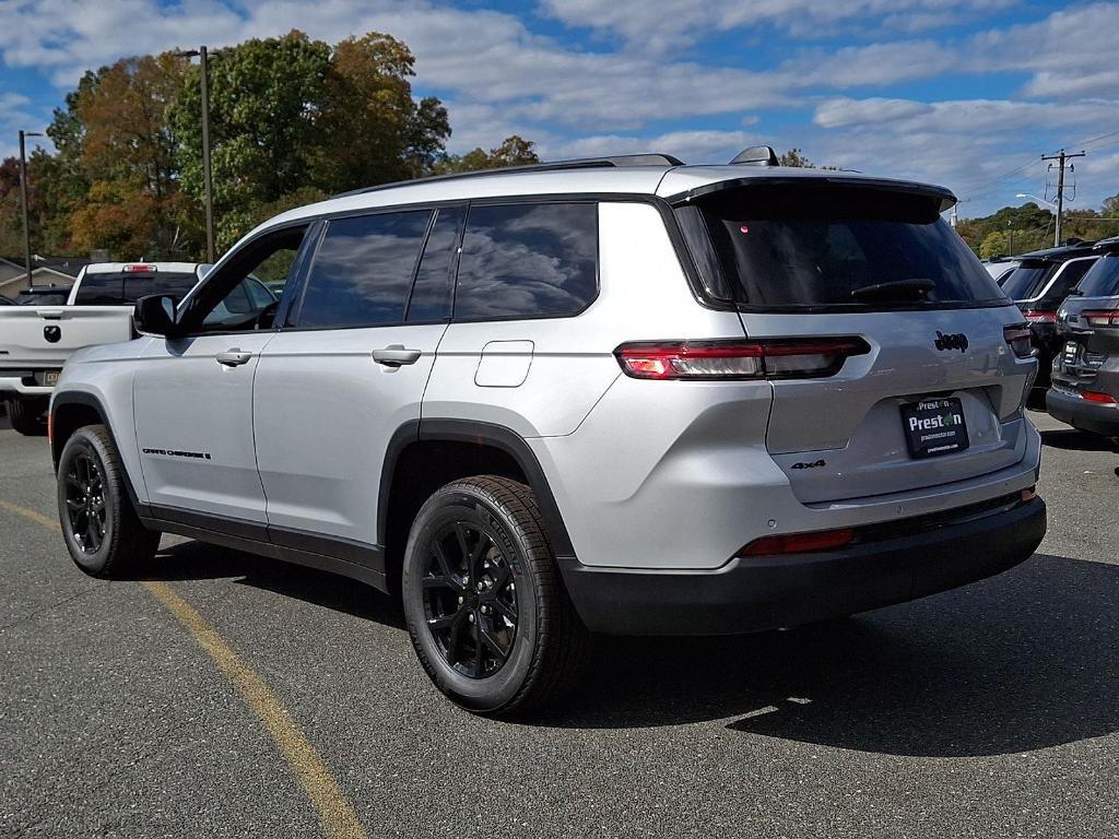 new 2025 Jeep Grand Cherokee L car, priced at $45,181