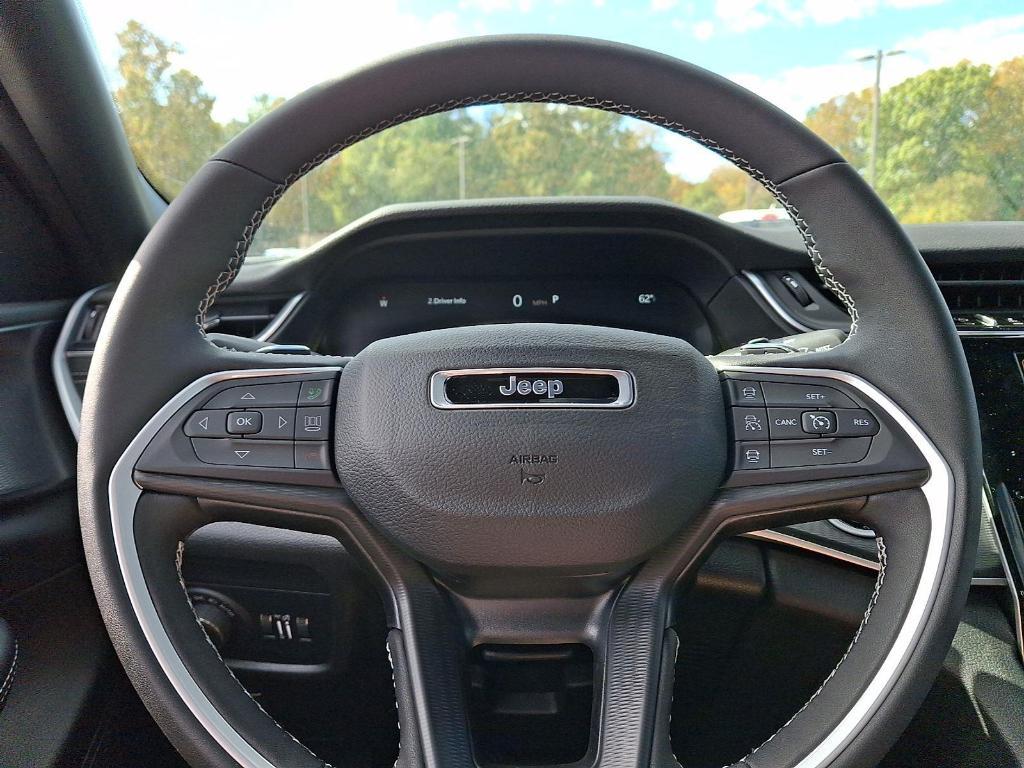 new 2025 Jeep Grand Cherokee L car, priced at $45,181