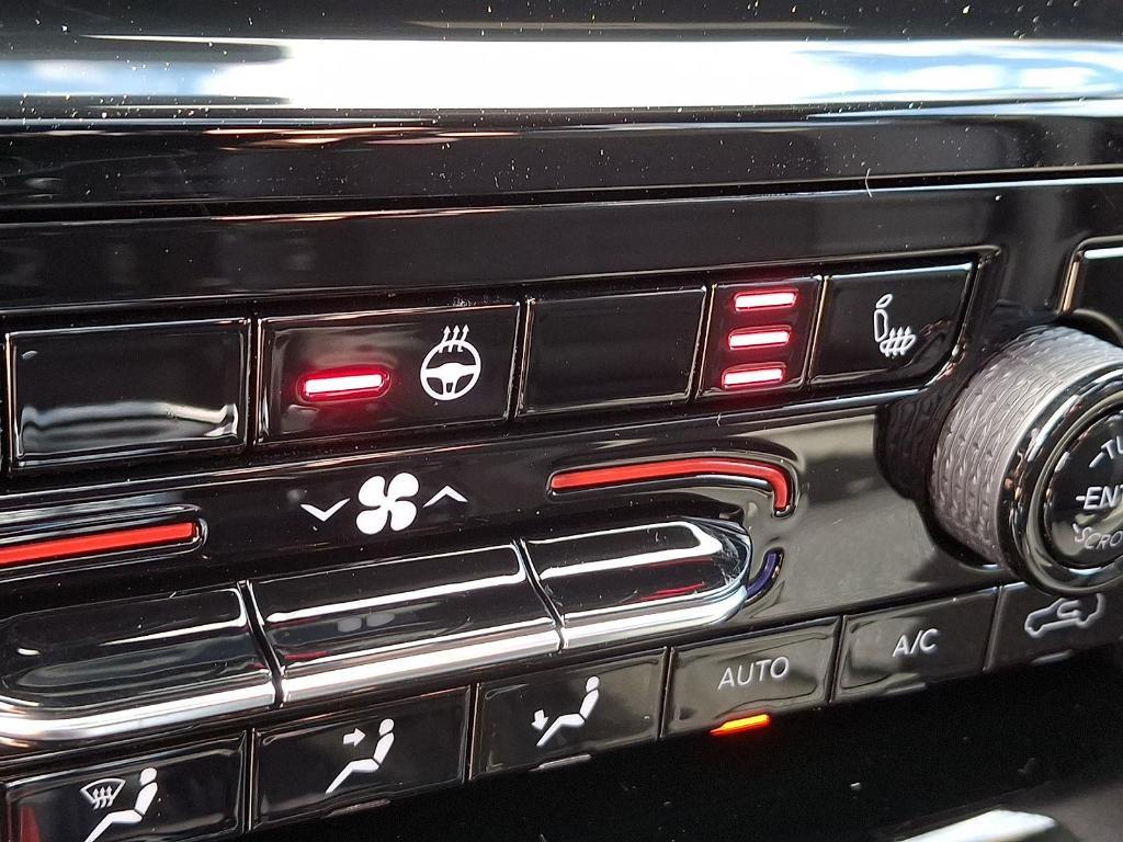 new 2025 Jeep Grand Cherokee L car, priced at $45,181