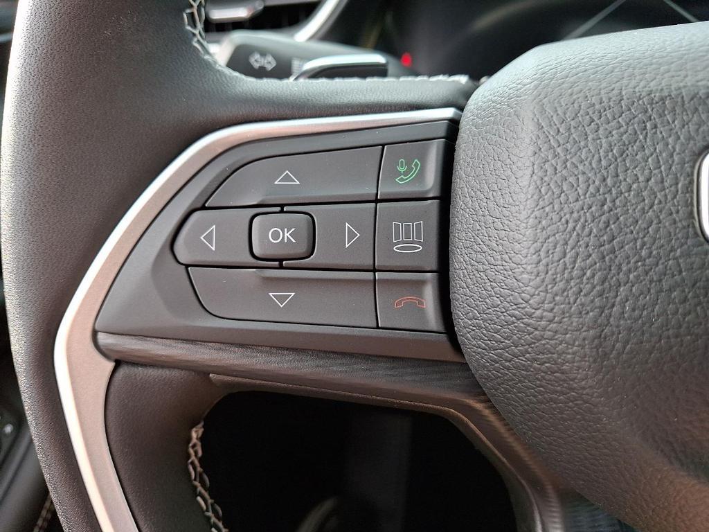 new 2025 Jeep Grand Cherokee L car, priced at $45,181