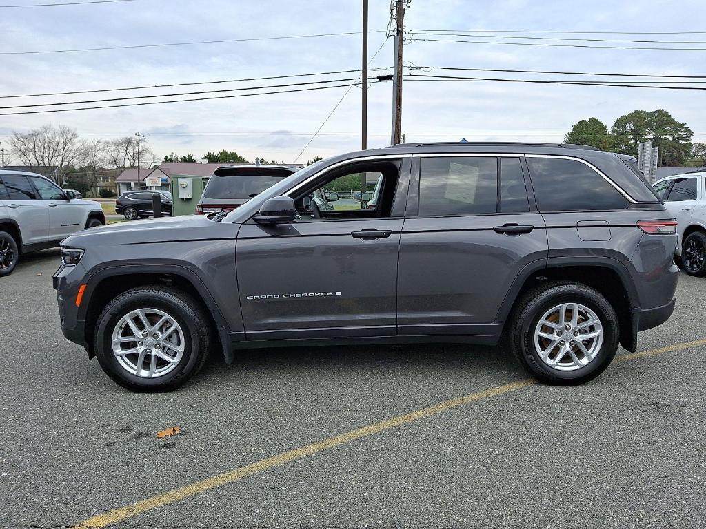 used 2025 Jeep Grand Cherokee car, priced at $37,500