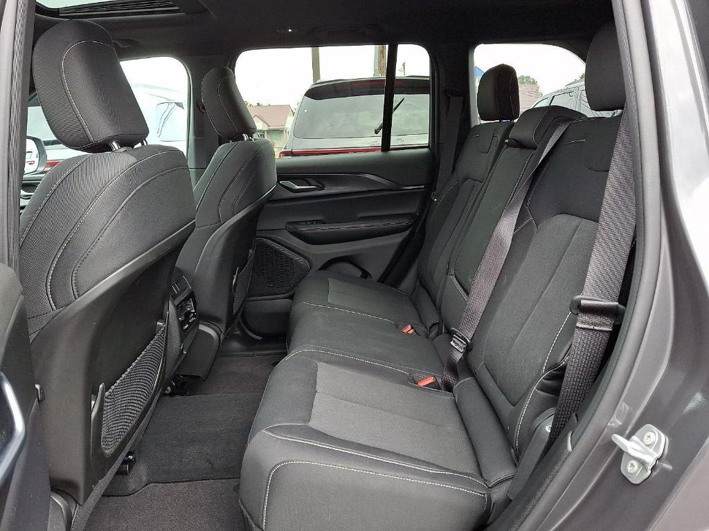 used 2025 Jeep Grand Cherokee car, priced at $37,500