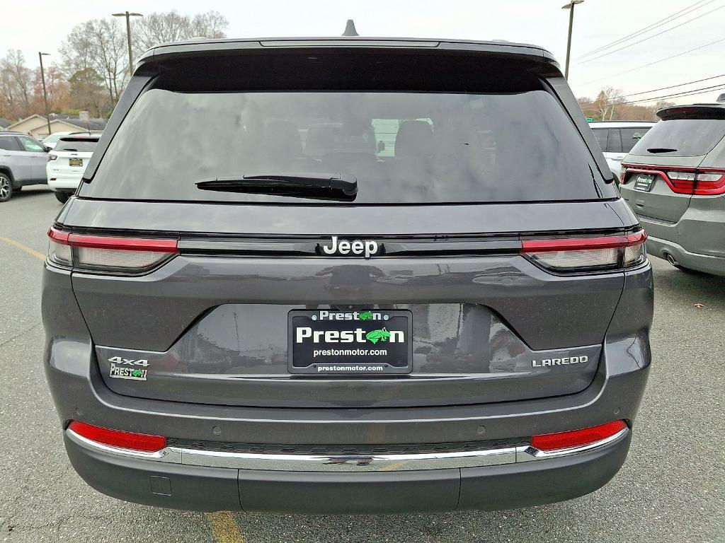 used 2025 Jeep Grand Cherokee car, priced at $37,500