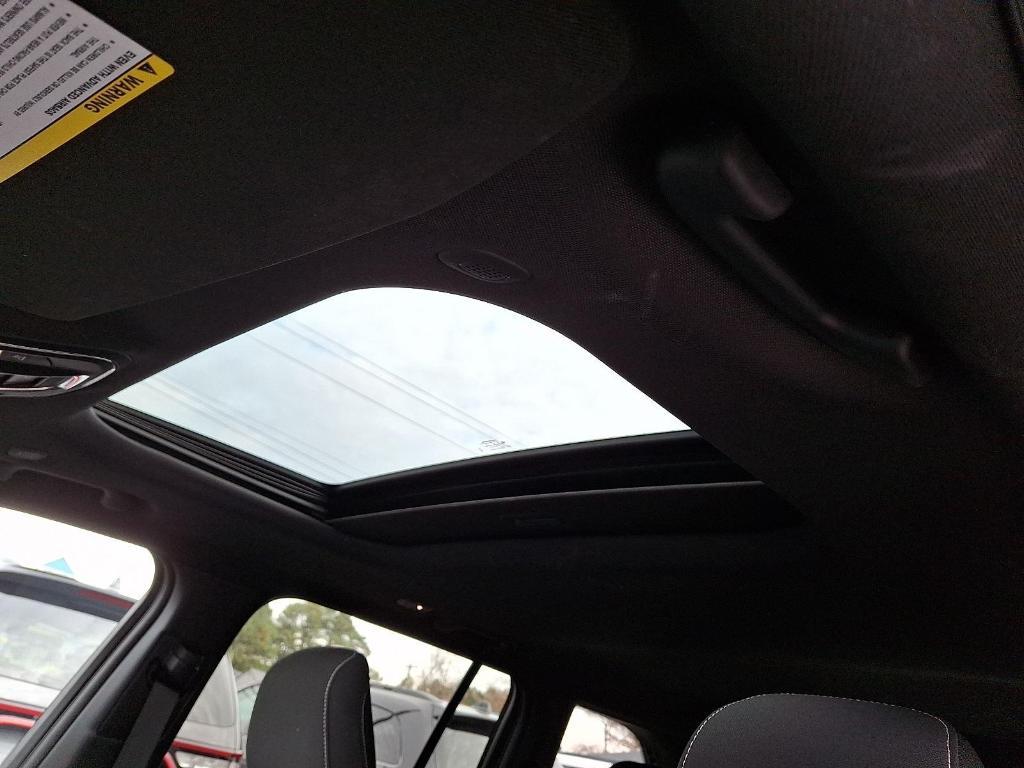 used 2025 Jeep Grand Cherokee car, priced at $37,500