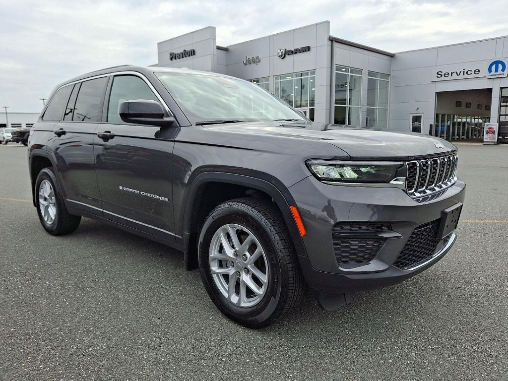 used 2025 Jeep Grand Cherokee car, priced at $37,500