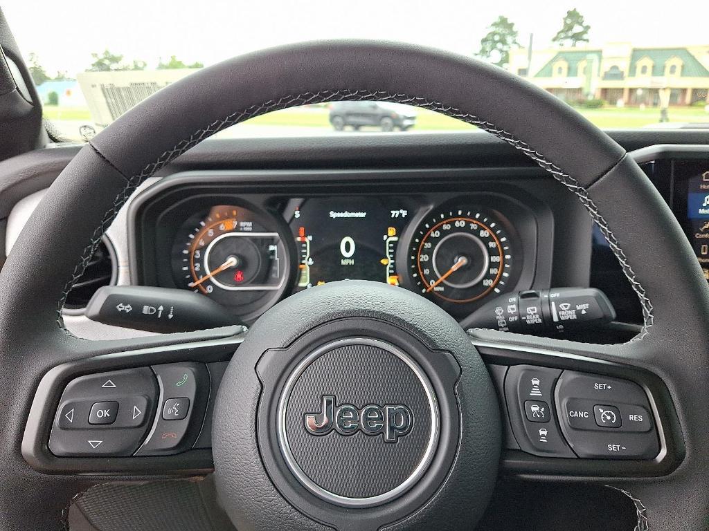 new 2025 Jeep Wrangler car, priced at $44,151