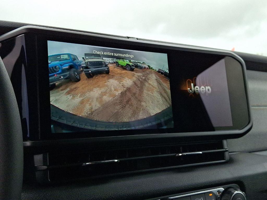 new 2025 Jeep Wrangler car, priced at $44,151